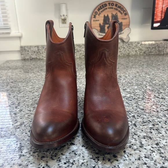 Frye Deborah Lug Boots - Picture 3 of 12